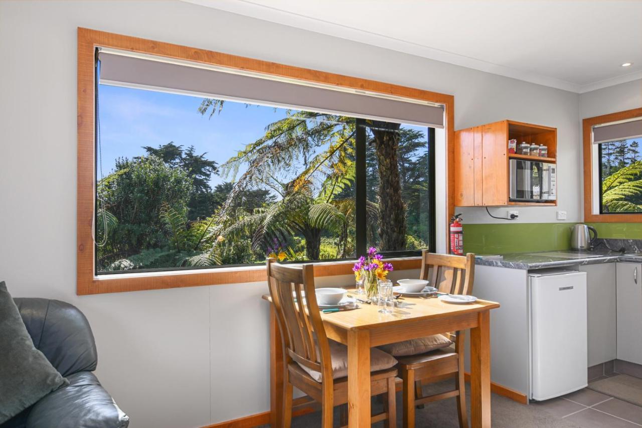 Upepo - The Garden Room - Cape Foulwind Studio Экстерьер фото