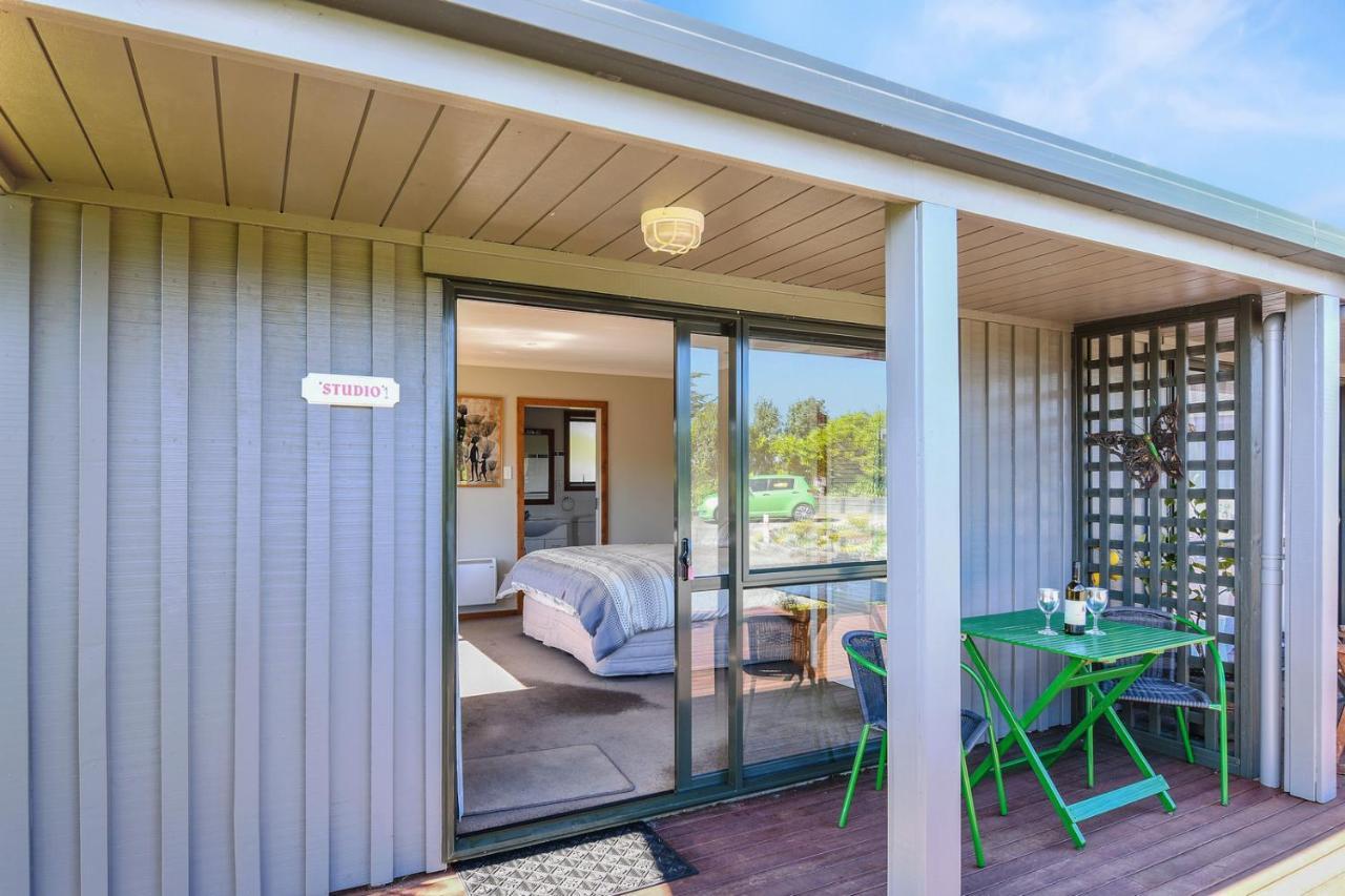 Upepo - The Garden Room - Cape Foulwind Studio Экстерьер фото